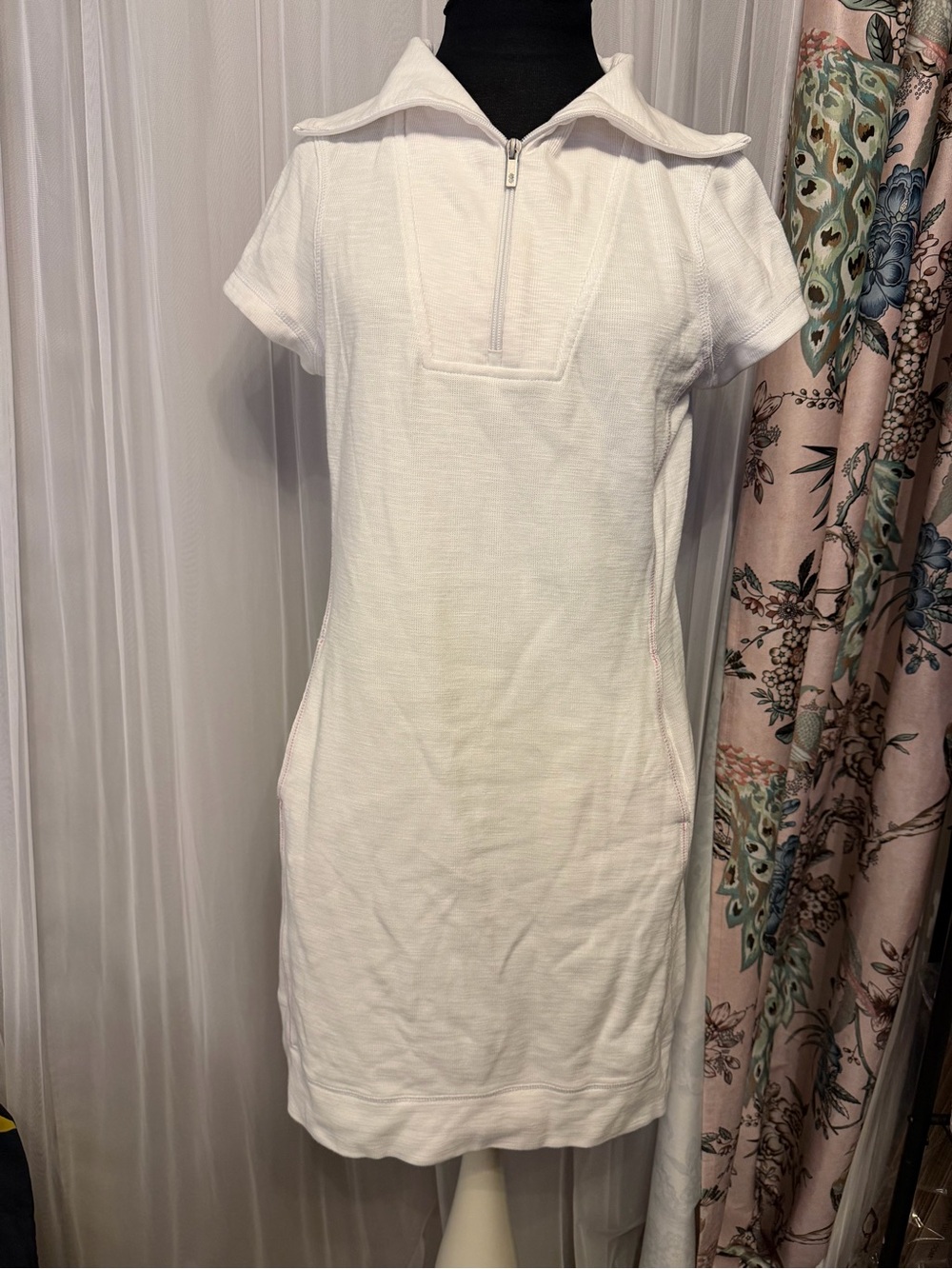 Tommy Bahama White Short-Sleeve Mini Dress with Zip Collar